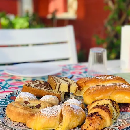 Oda ve Kahvaltı Starnone Bed&book Napoli